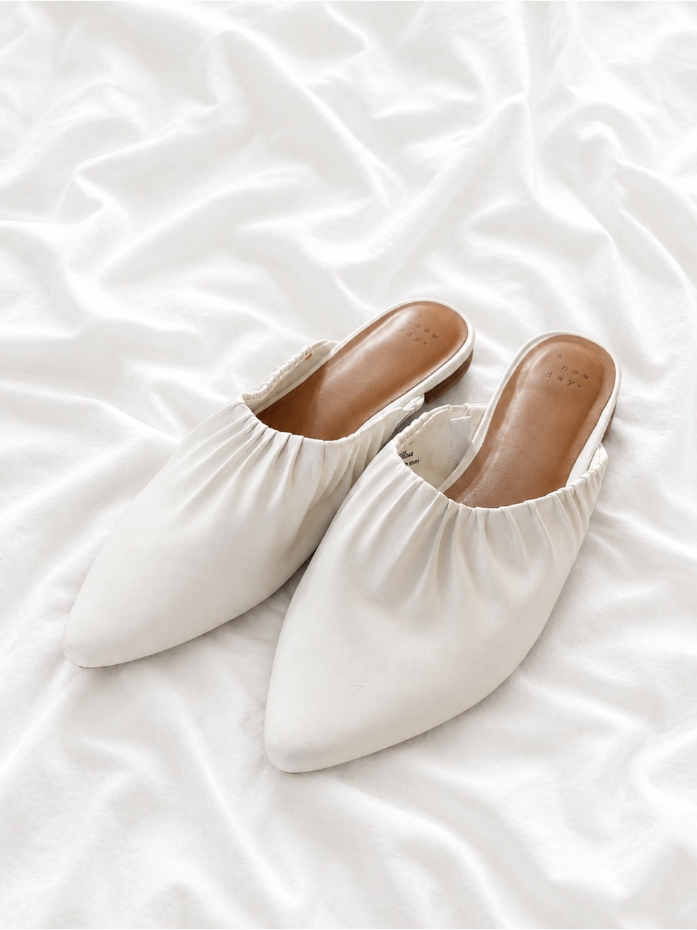 a new day white sandals - 8.5